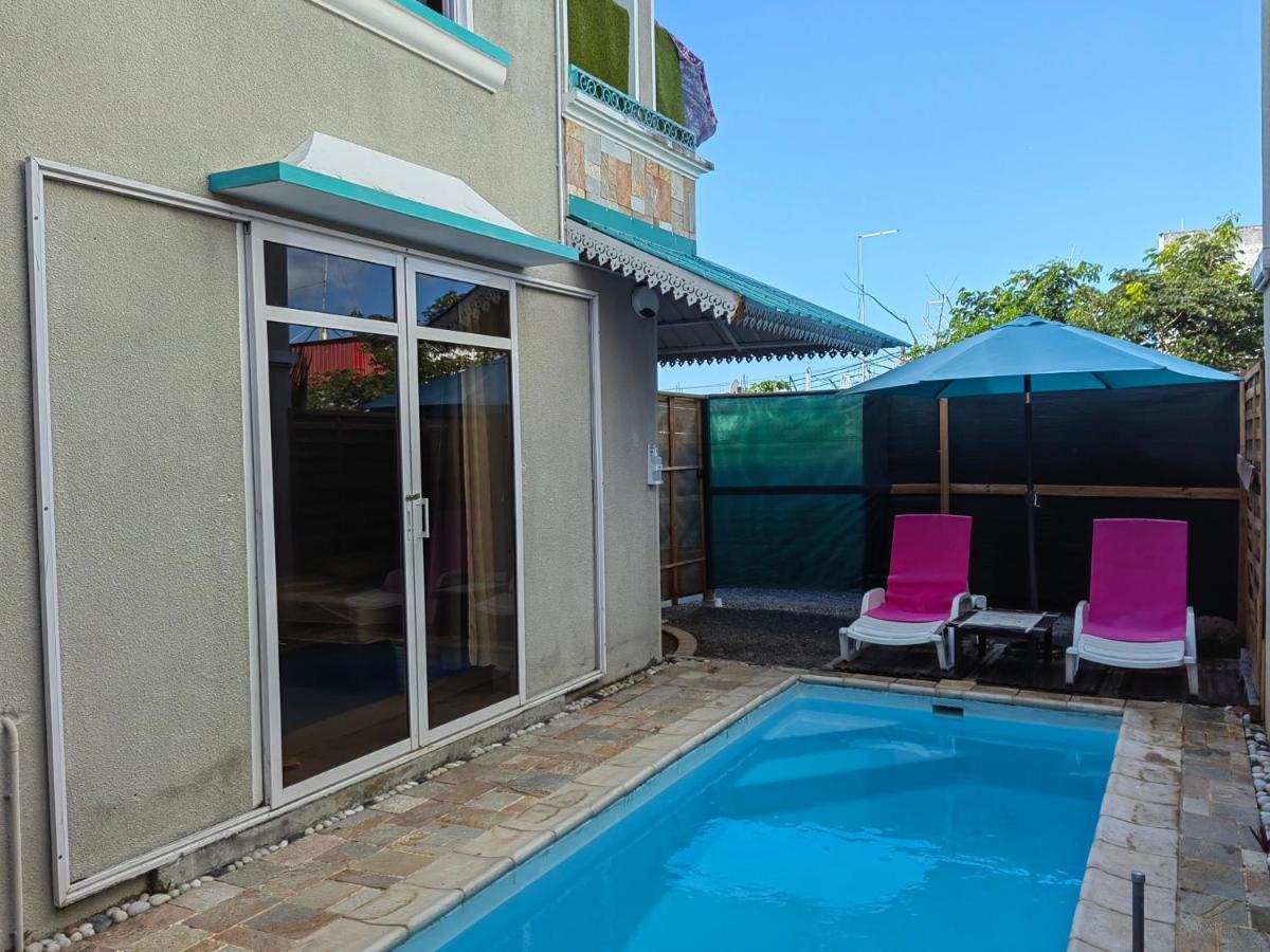 Piscines Privees Et Chauffees, Private Heated Pools Villa Grand Baie Exterior photo