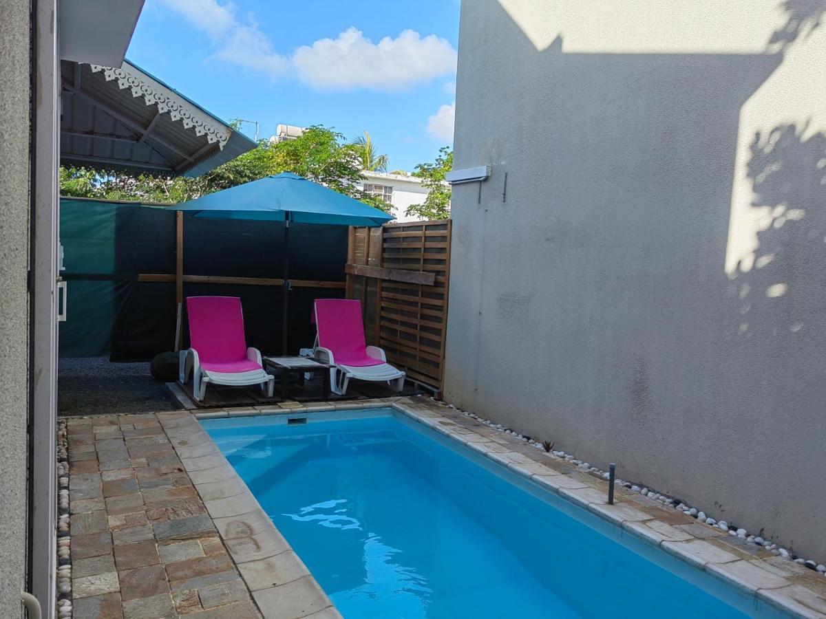 Piscines Privees Et Chauffees, Private Heated Pools Villa Grand Baie Exterior photo