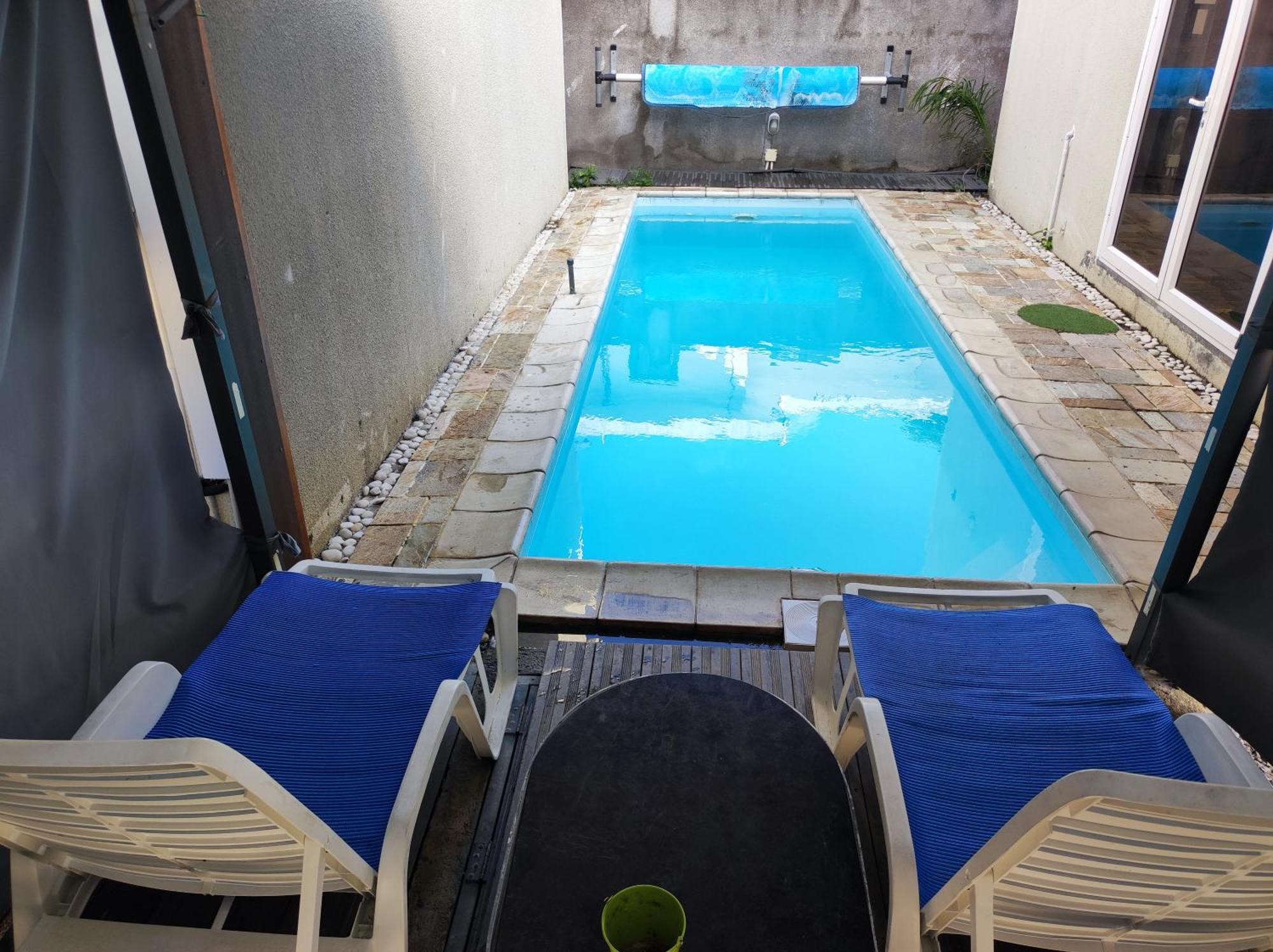 Piscines Privees Et Chauffees, Private Heated Pools Villa Grand Baie Exterior photo