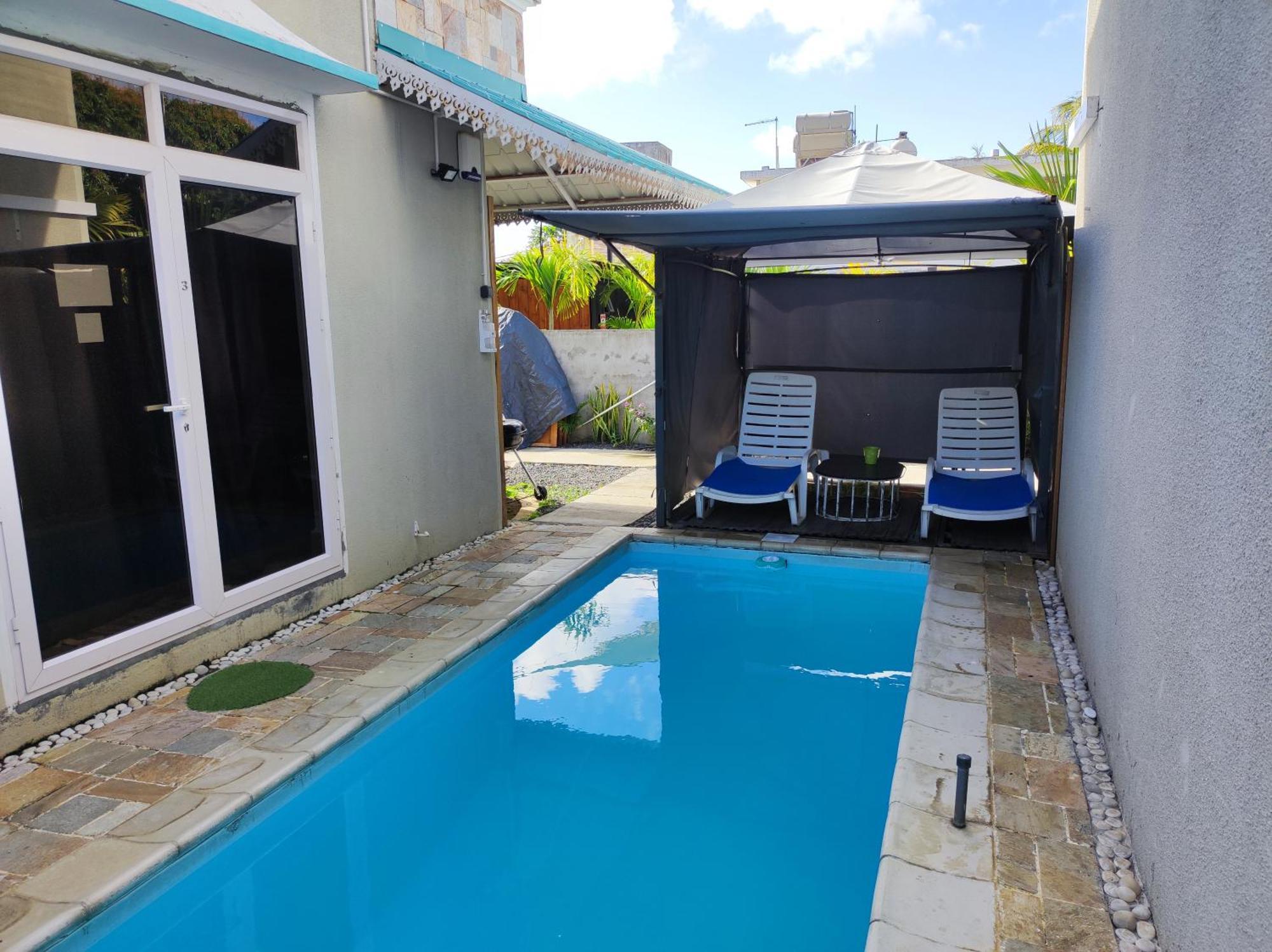 Piscines Privees Et Chauffees, Private Heated Pools Villa Grand Baie Exterior photo